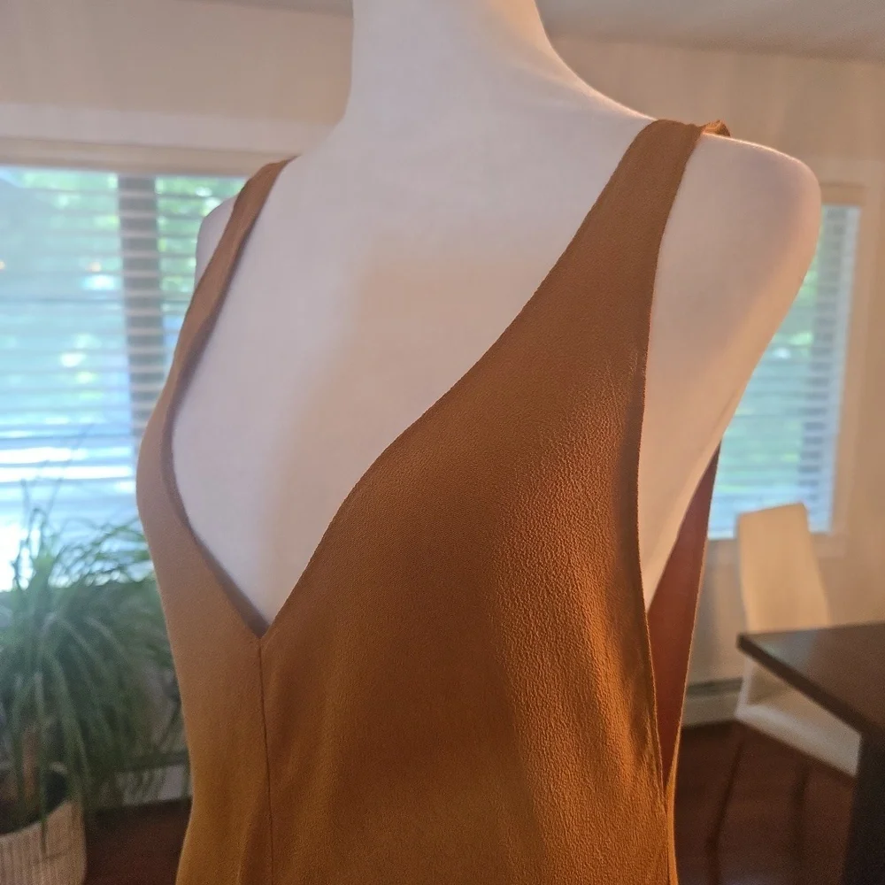 NWT REFORMATION Taurus Dress Sleeveless V Neck Plunge Tassled Toffee XS - Picture 5 of 9